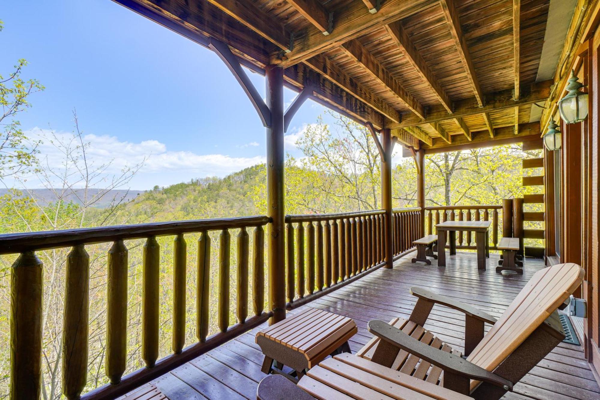 Mountain Dreams Cabin Hot Tub, Sauna And Views! Sevierville Esterno foto