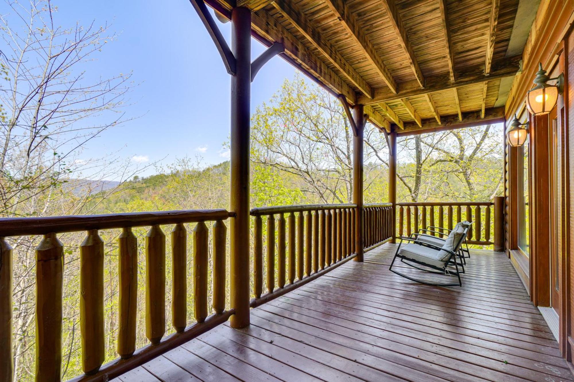 Mountain Dreams Cabin Hot Tub, Sauna And Views! Sevierville Esterno foto